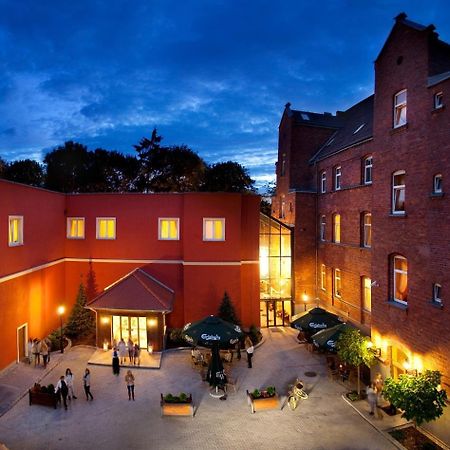 Hotel Jakub Sobieski Oława Exteriör bild