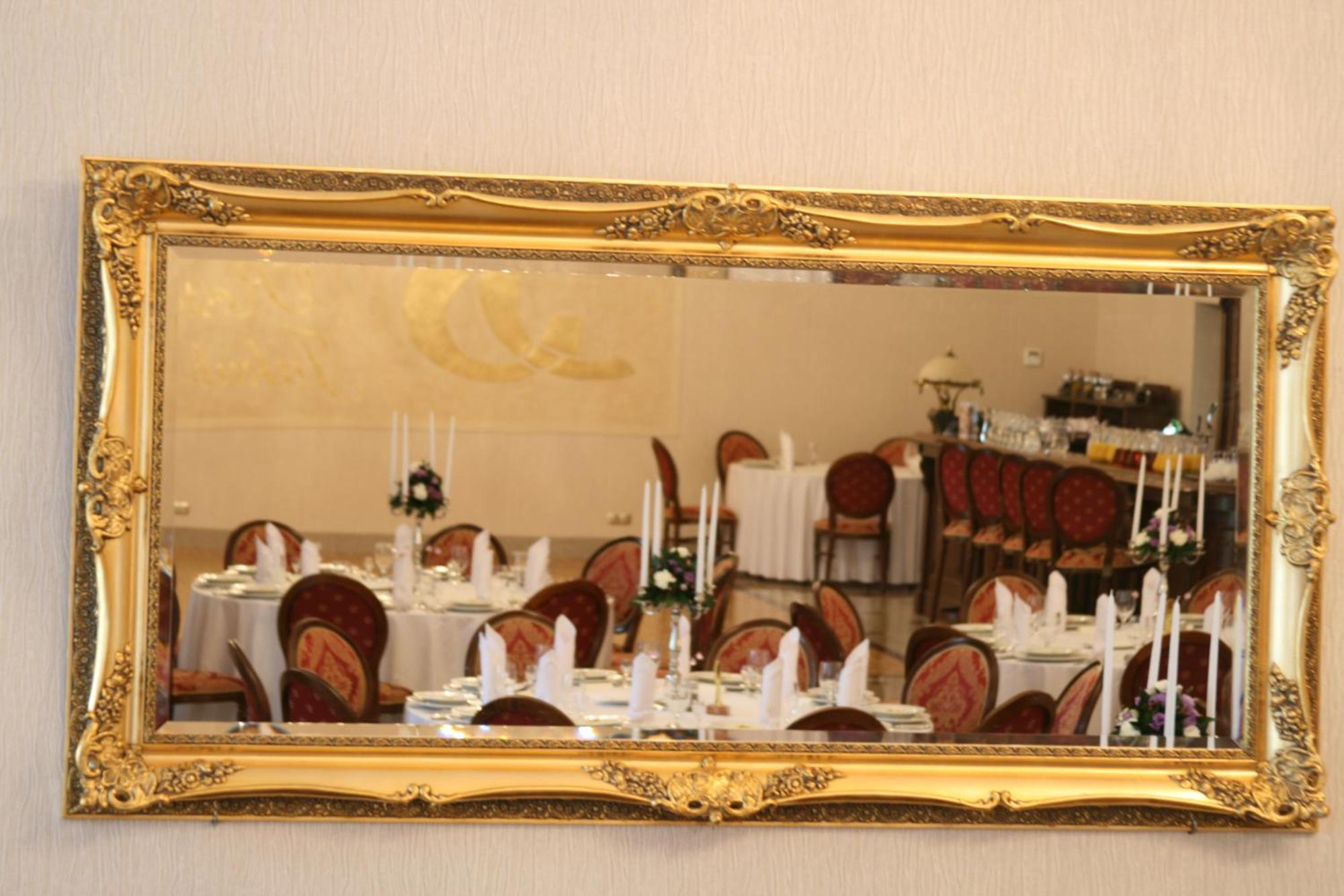 Hotel Jakub Sobieski Oława Exteriör bild